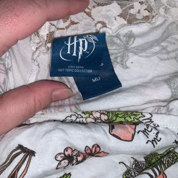 Harry Potter Hot Topic Exclusive Tank Top - Picture 3 of 6